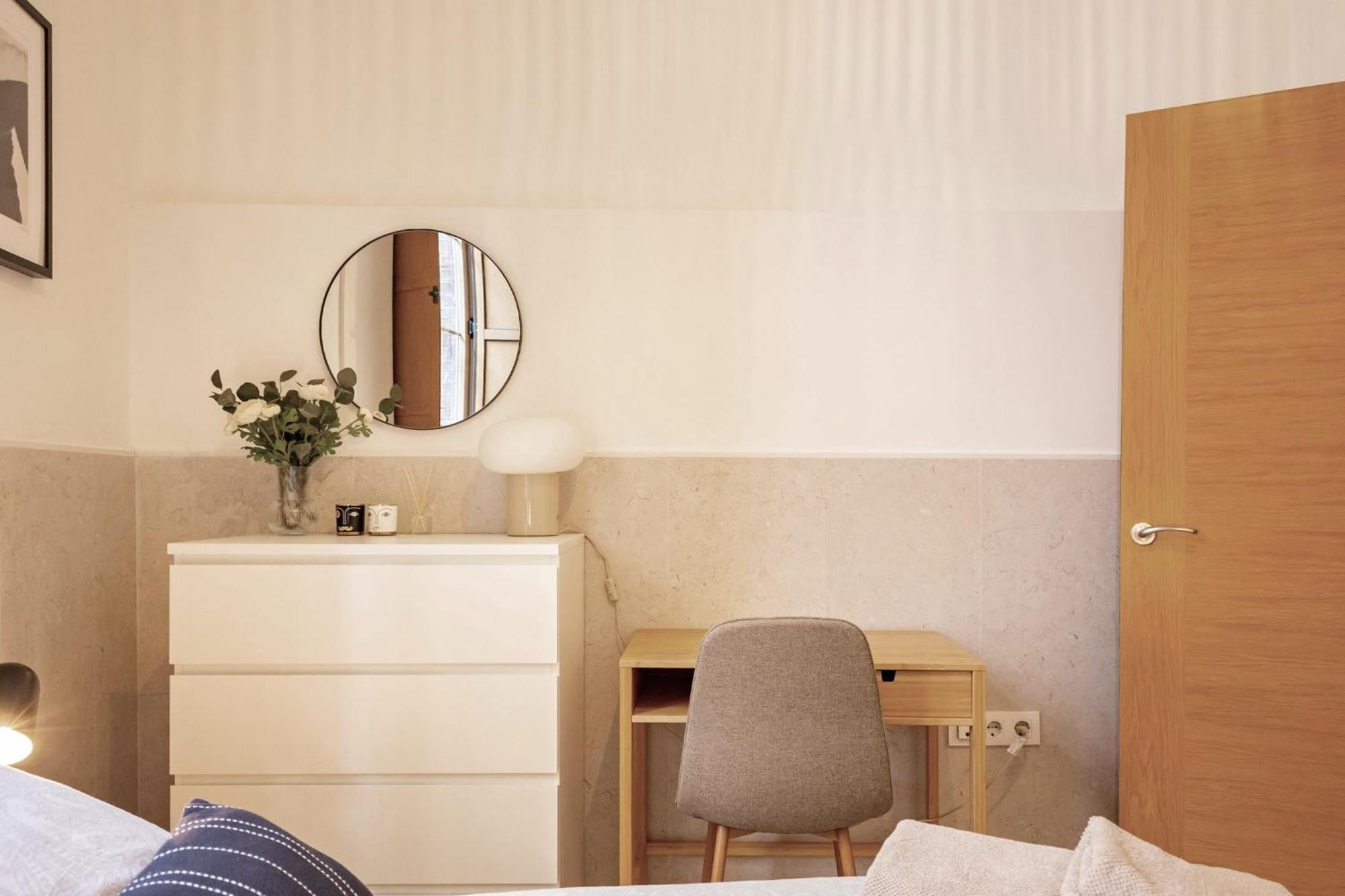 Modern Spacious Apartment Central Of Севілья Екстер'єр фото